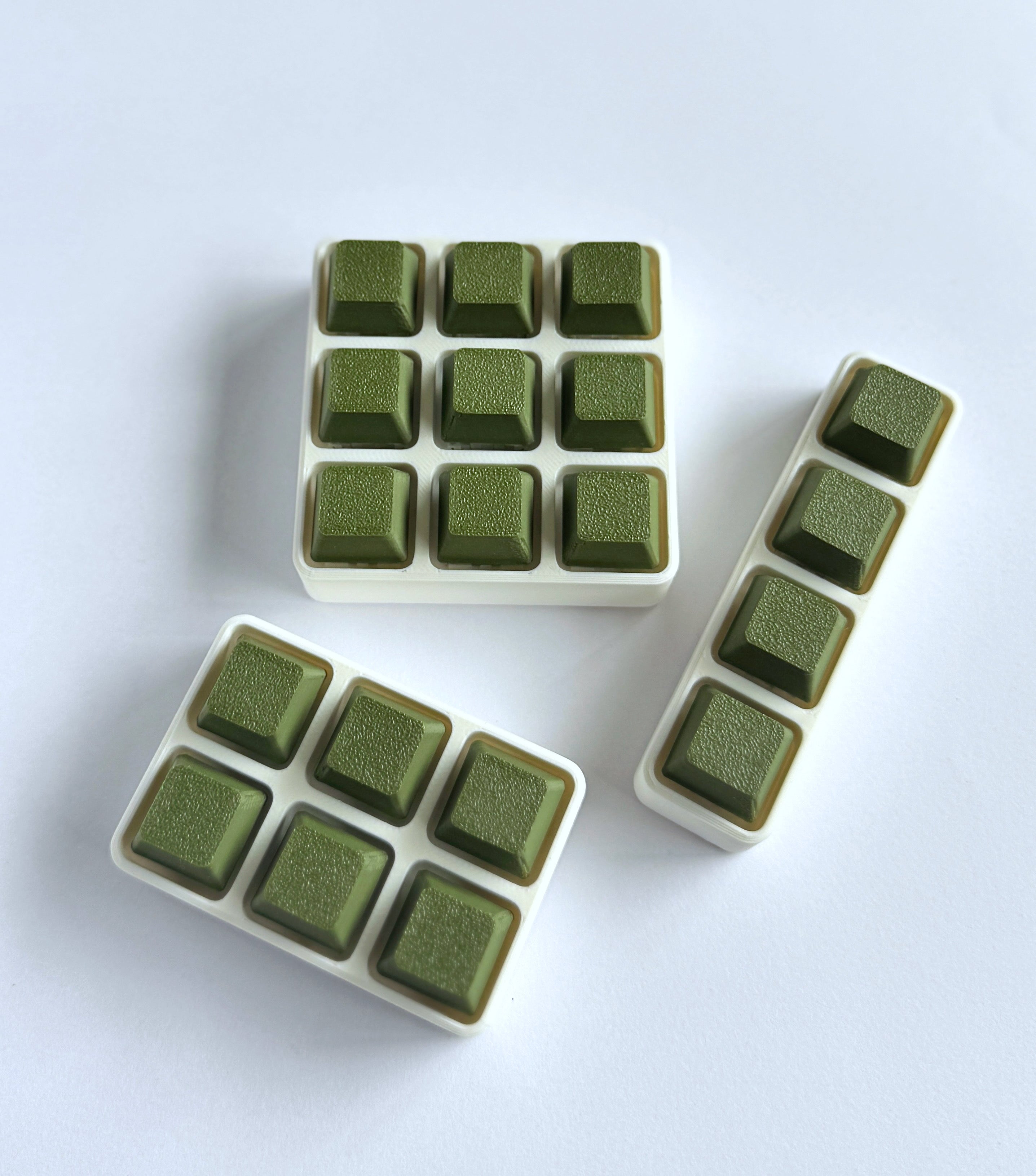 Mono Color Fidget Clickers (Multiple sizes & colors)