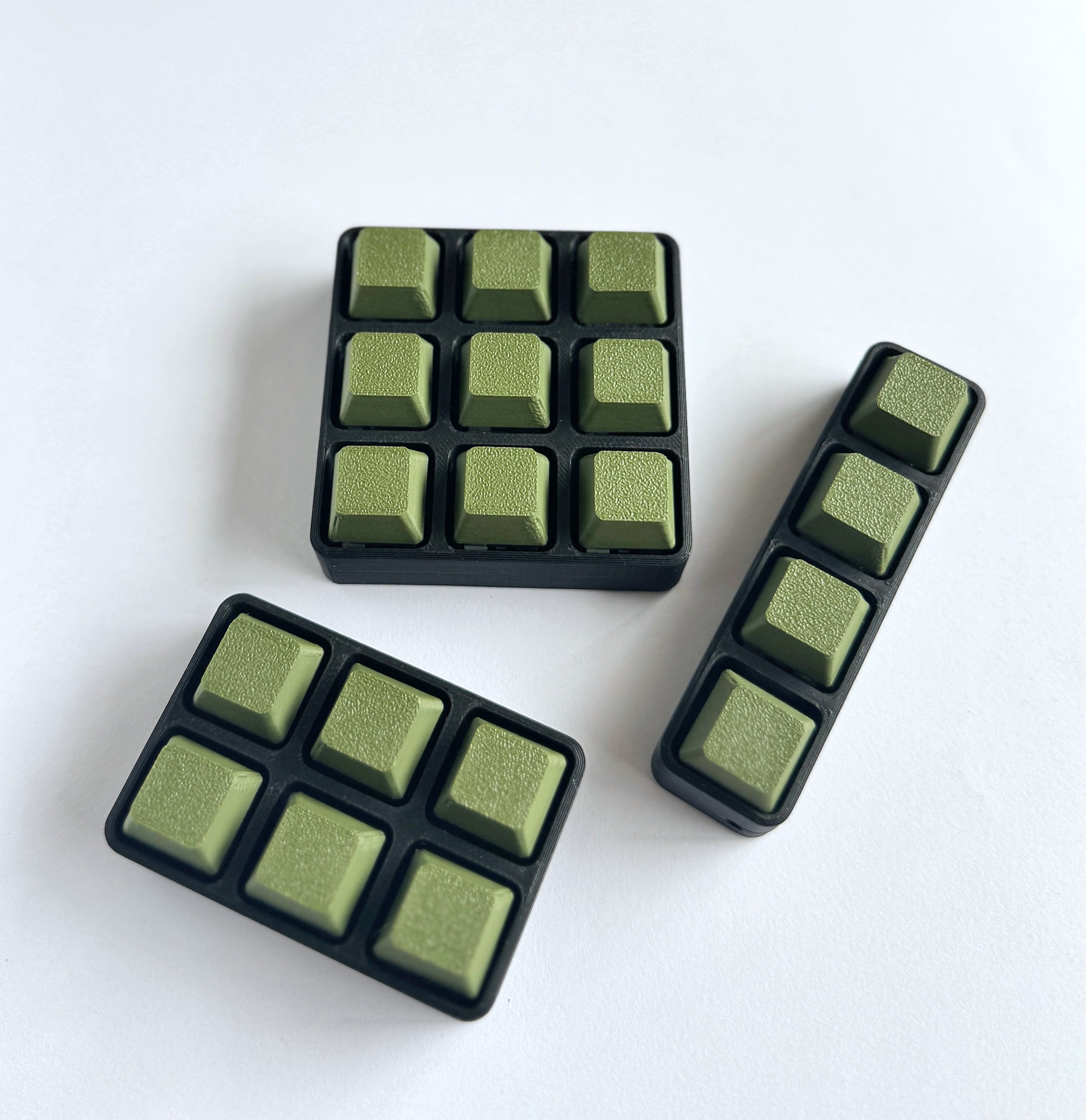 Mono Color Fidget Clickers (Multiple sizes & colors)