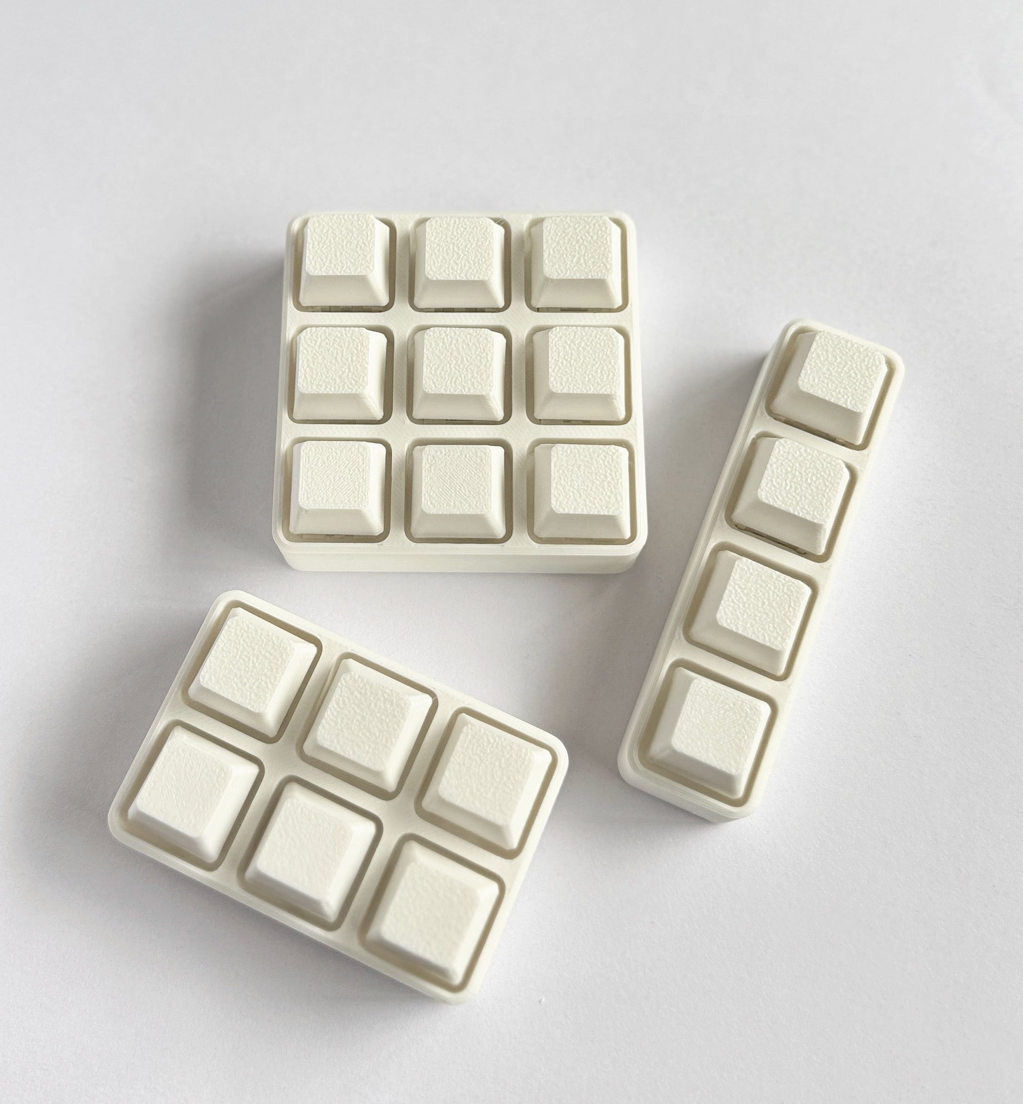 Mono Color Fidget Clickers (Multiple sizes & colors)